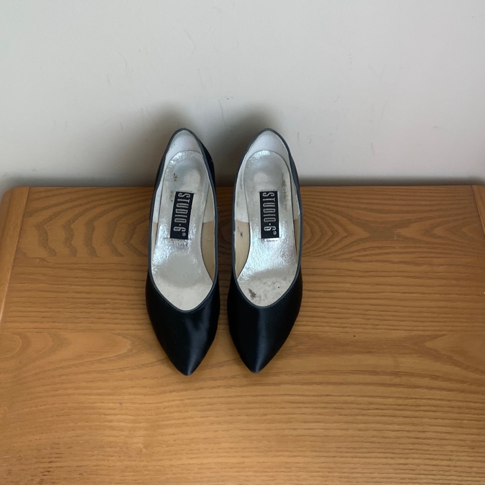 Studio 6 heels